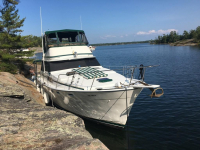 1984 Bayliner 3870 for sale in Midland, Ontario (ID-497)