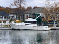 1984 Bayliner 3870 for sale in Midland, Ontario (ID-497)