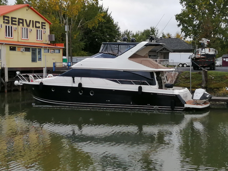 2012 Carver 54 Voyager for sale in Saint-Paul-de-l'Île-aux-Noix, Quebec (ID-492) 2012 Carver 54 Voyager for sale in Saint-Paul-de-l'Île-aux-Noix, Quebec (ID-492)