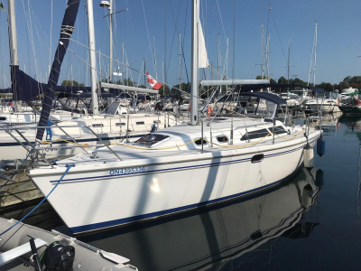 2005 Catalina 320 for sale in Toronto, Ontario at $85,749