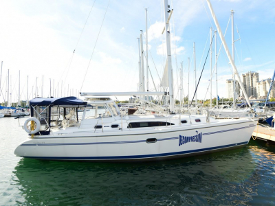 2010 Catalina 375 for sale in Etobicoke, Ontario at $164,172