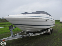 2000 Chris-Craft Bowrider 240 for sale in Niagara-on-the-Lake, Ontario (ID-621)