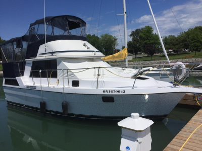 Power Boats - 1985 Cooper Prowler 10M Sundeck Cruisers for sale in Leamington, Ontario at $43,500