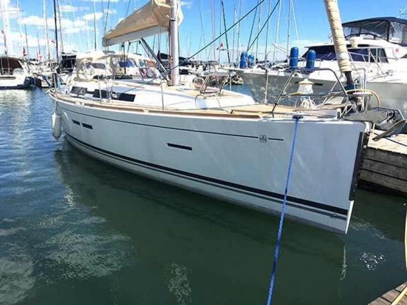 2011 Dufour 405 for sale in Toronto, Ontario (ID-570)