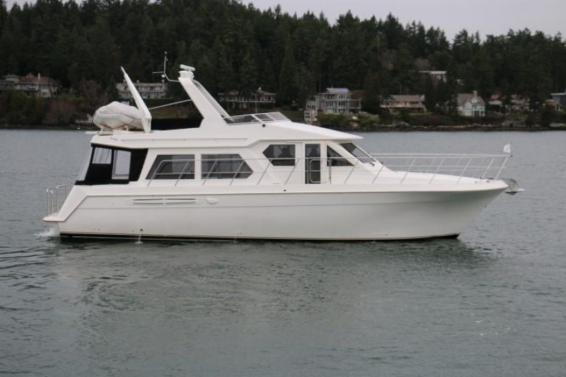 2007 Navigator 4800 Classic Pilothouse MY for sale in Sidney, BC (ID-528) 2007 Navigator 4800 Classic Pilothouse MY for sale in Sidney, BC (ID-528)