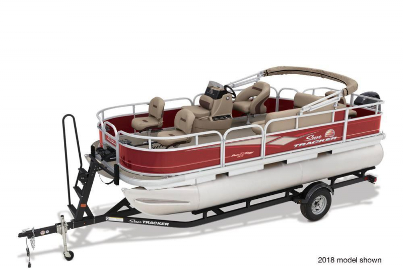 2019 Sun Tracker BASS BUGGY 18 DLX W/MERCURY 40 ELPT FOURSTROKE for sale in Lively, Ontario (ID-556) 2019 Sun Tracker BASS BUGGY 18 DLX W/MERCURY 40 ELPT FOURSTROKE for sale in Lively, Ontario (ID-556)