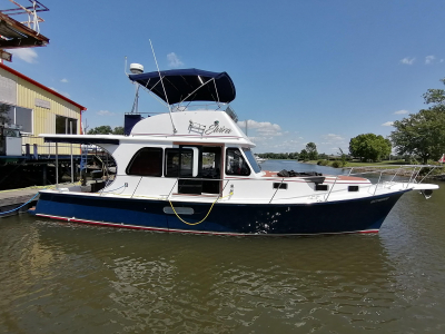 Power Boats - 2015 40 Trawler  40 for sale in Saint-Paul-De-L'Ile-Aux-Noix, Quebec at $59,726